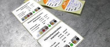 Lebensdemitteletiketten, Gedruckt und Handschreitet.