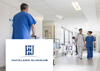 Krankenheispersonal mit Patienten